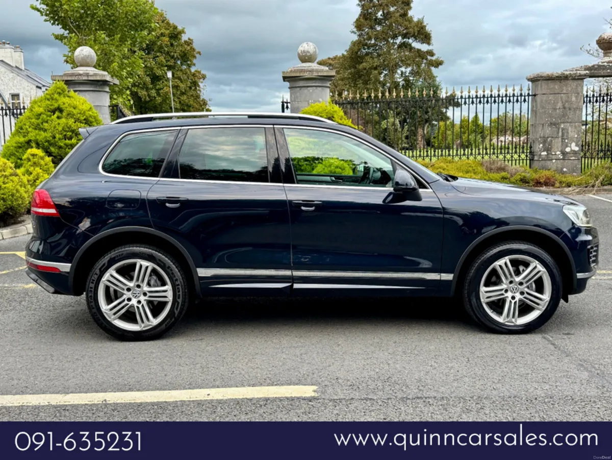Volkswagen Touareg 3.0 V6 TDi  R-LINE 268 BHP AUTO - Image 2