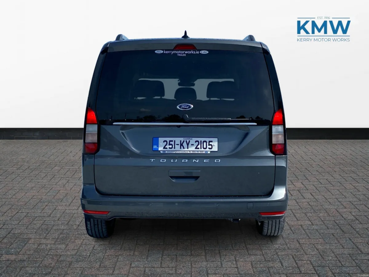 Ford Tourneo Connect Titanium LWB 2.0 122BHP Autom - Image 5