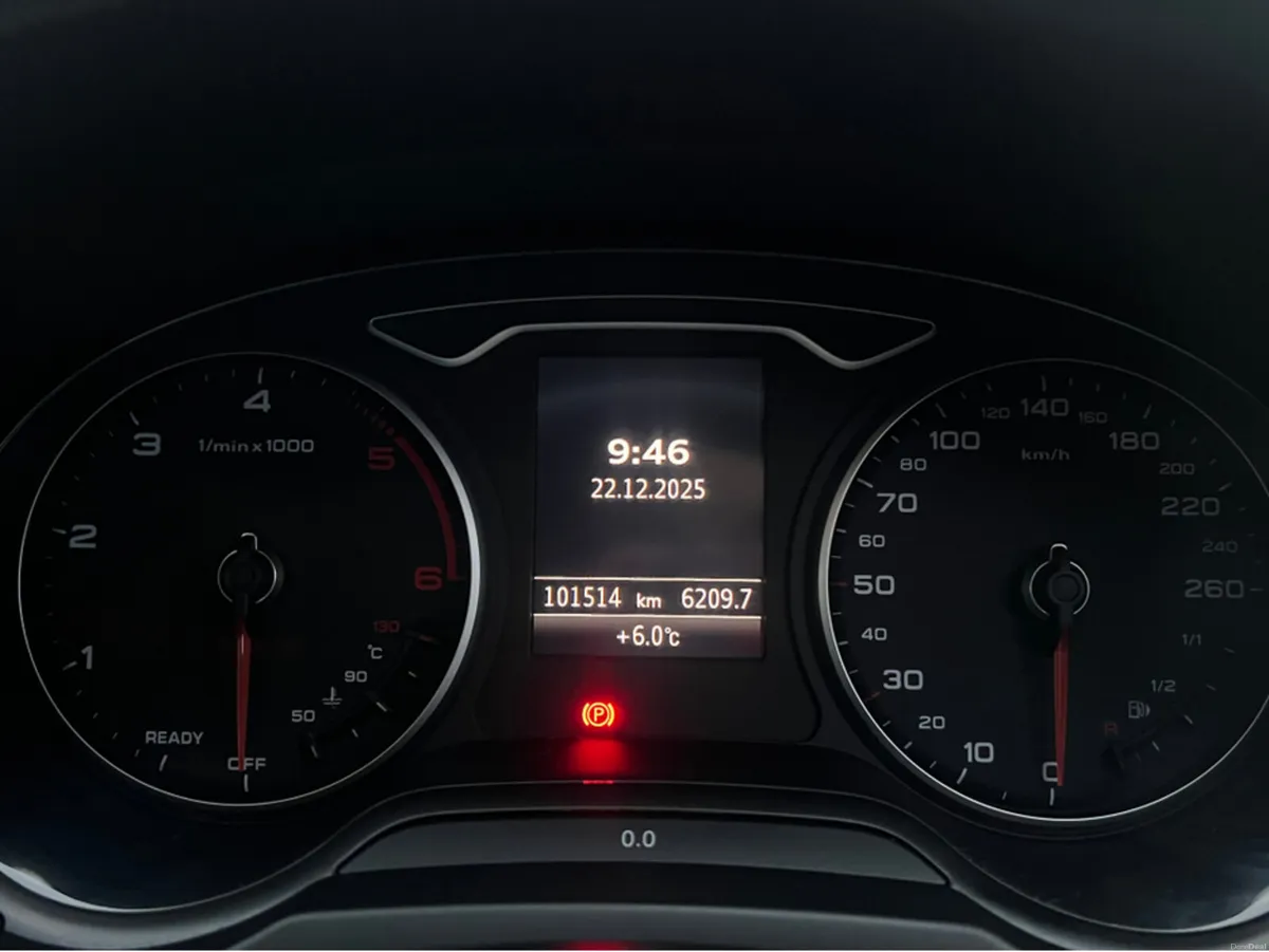 Audi A3 LOW MILEAGE SPORTBACK 1.6 TDI 116 SE 4DR - Image 2