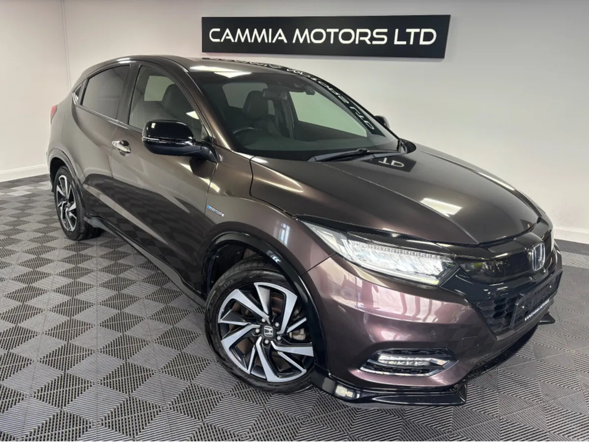Honda Vezel *HONDA VEZEL* *LOW MILEAGE* *AUTOMATIC - Image 3
