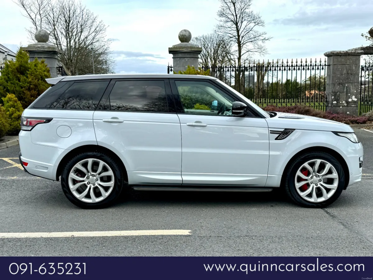Land Rover Range Rover Sport 3.0 SDV6 AUTOBIOGRAPH - Image 2