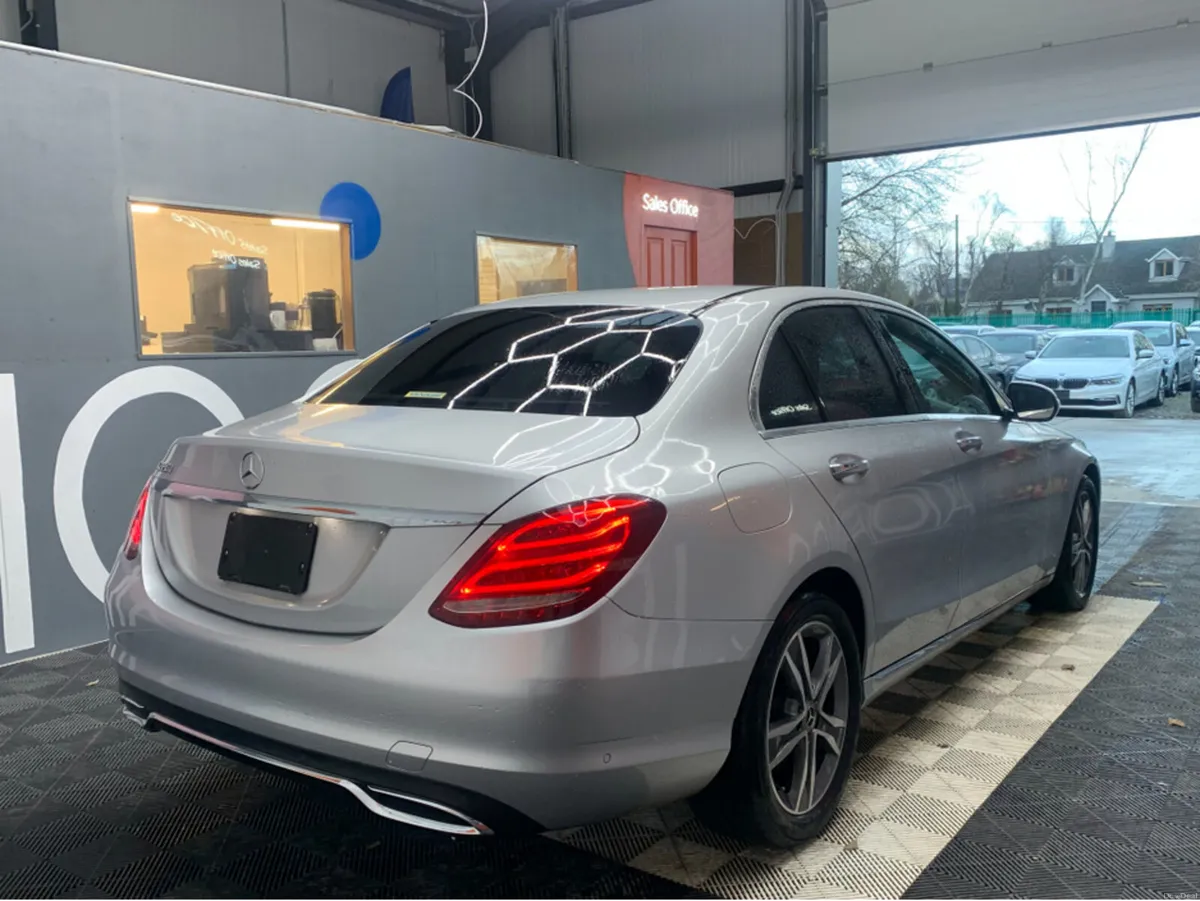 Mercedes-Benz C-Class 2017 C220d AUTOMATIC / 41k K - Image 6