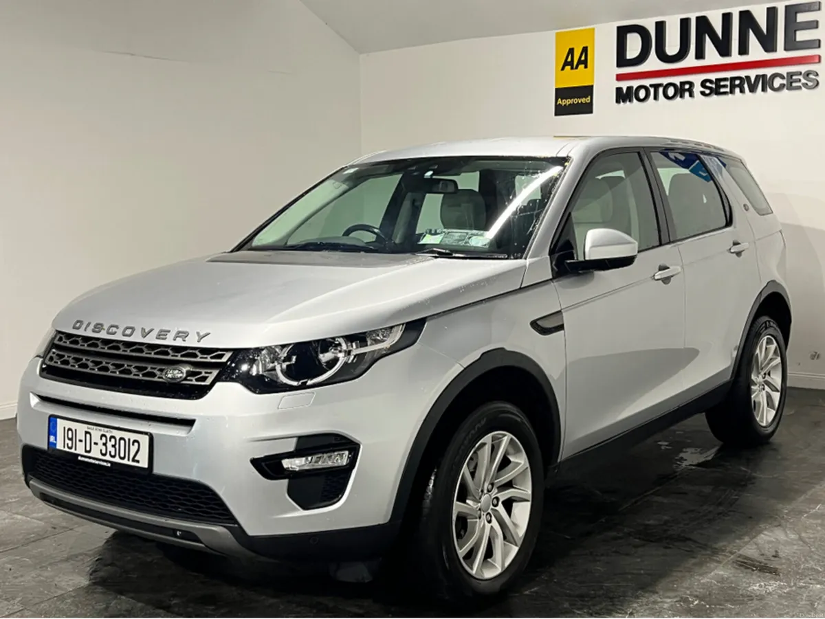Land Rover Discovery Sport **SE**7 SEATS**AUTO**FU - Image 4