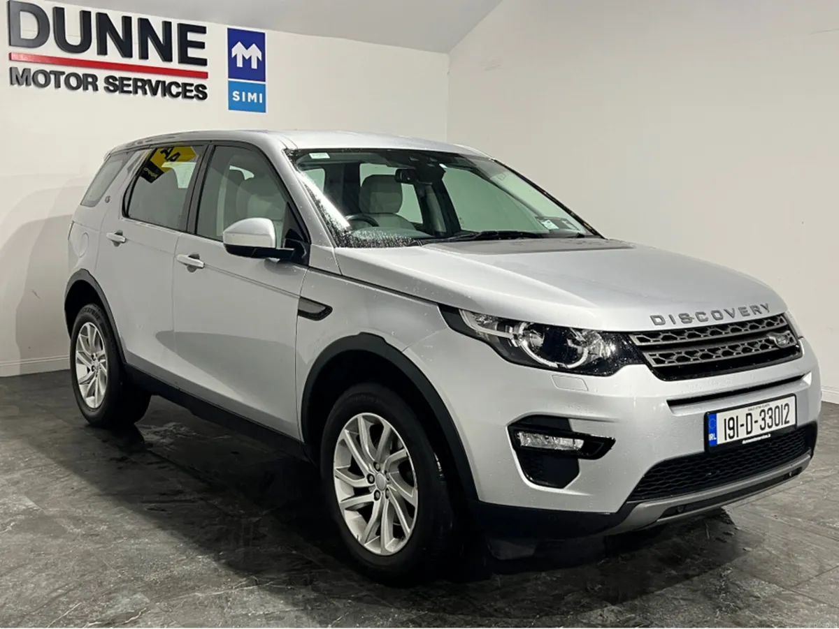 Land Rover Discovery Sport **SE**7 SEATS**AUTO**FU - Image 6