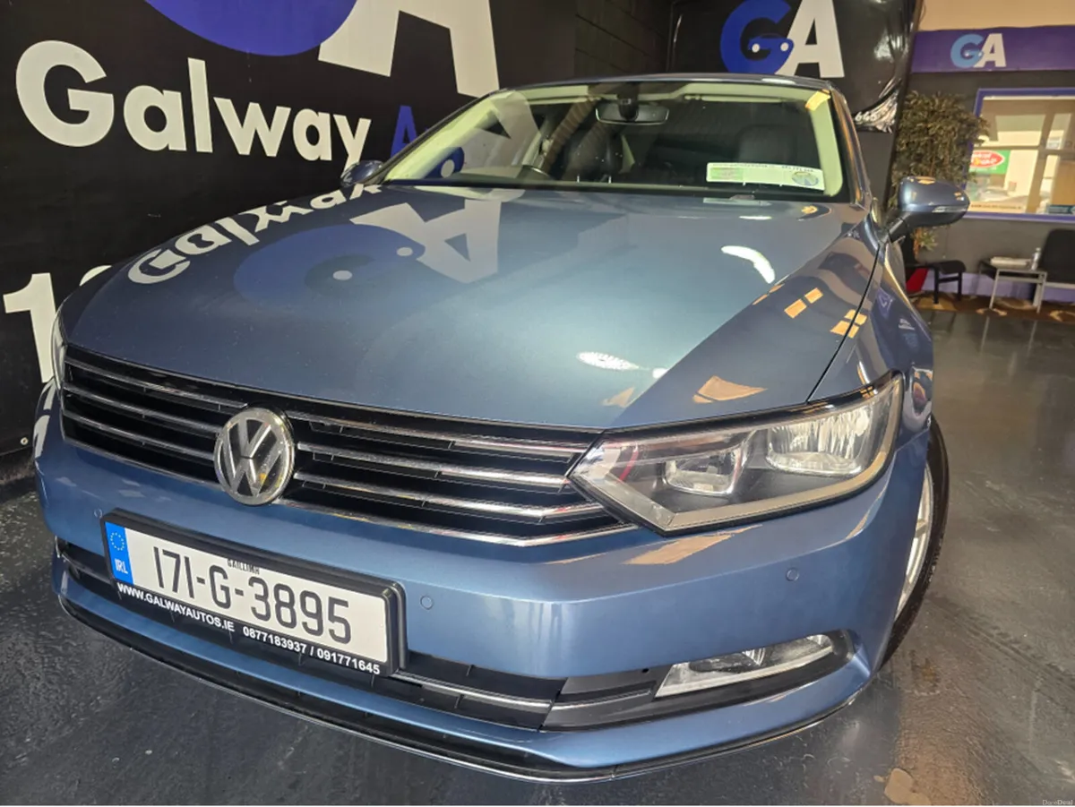 Volkswagen Passat HIGHLINE-FULLY SERVICED ND VALET - Image 1