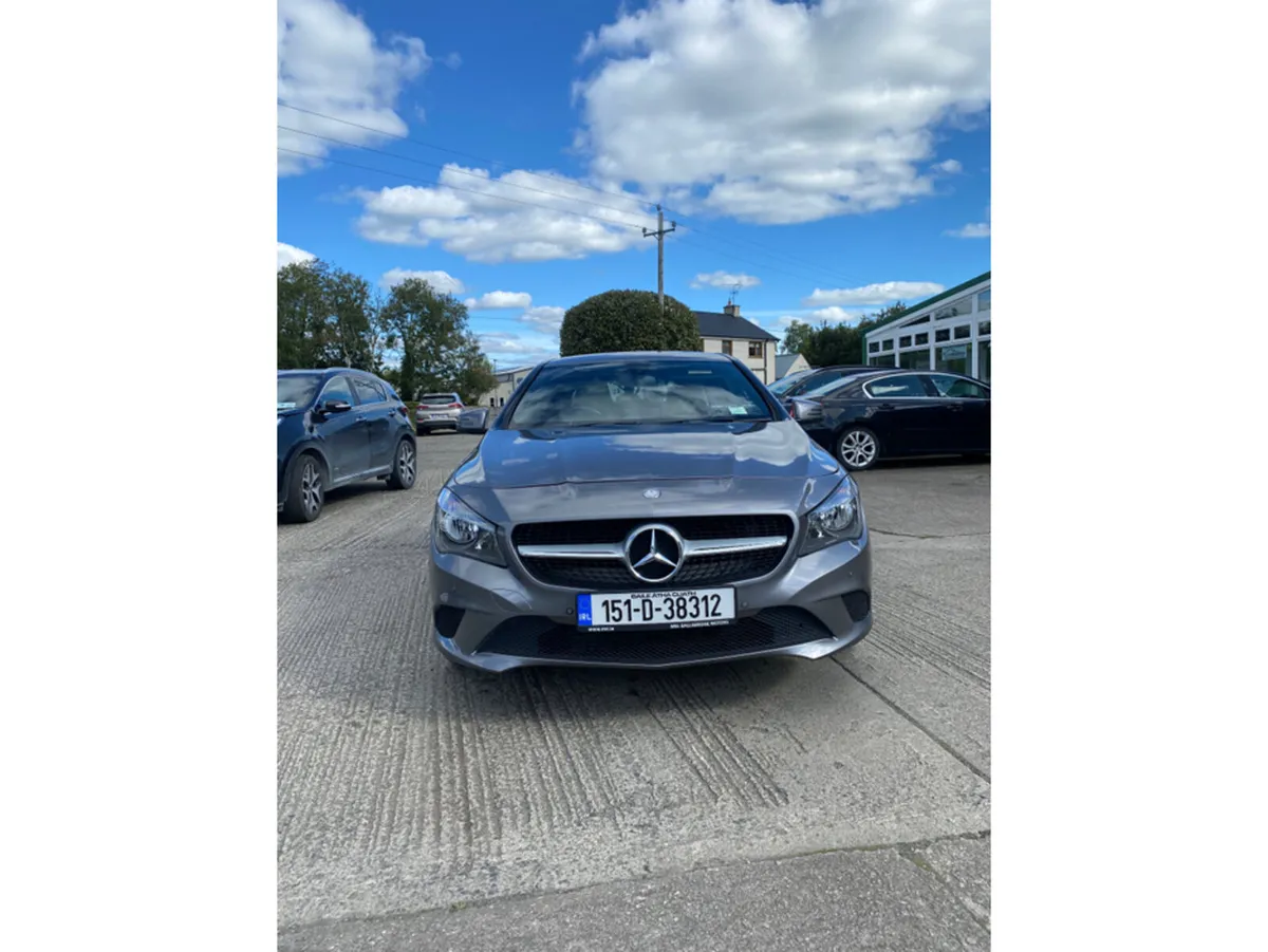 Mercedes-Benz CLA 180 URBAN AUTO 4DR - Image 5