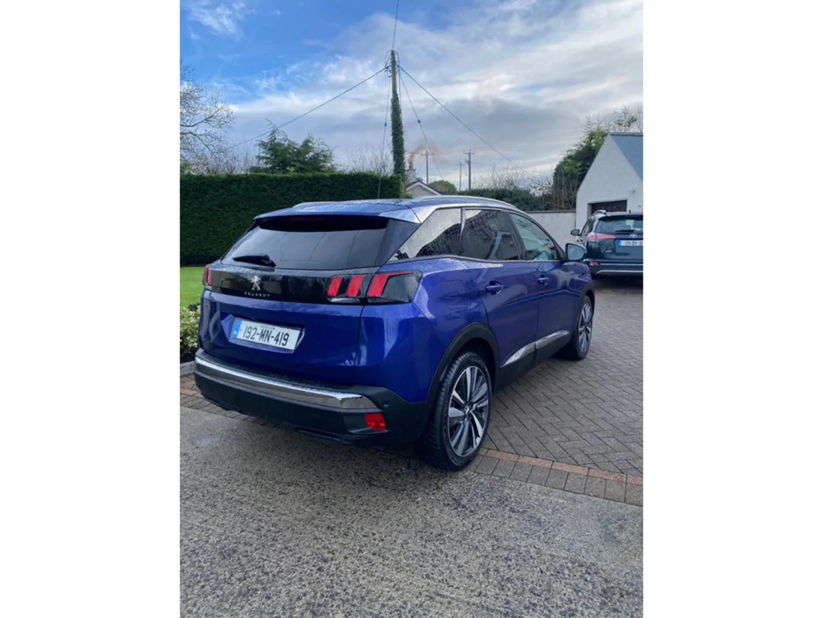 Peugeot 3008 BLUE HDI ALLURE 130BHP 5DR 1.5 BHDI - Image 4