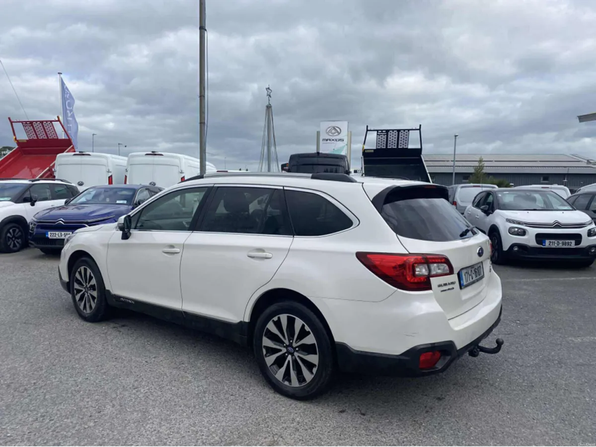 Subaru Outback 2.0 SE PREMIUM SYM CVT AW AWD 5DR - Image 3