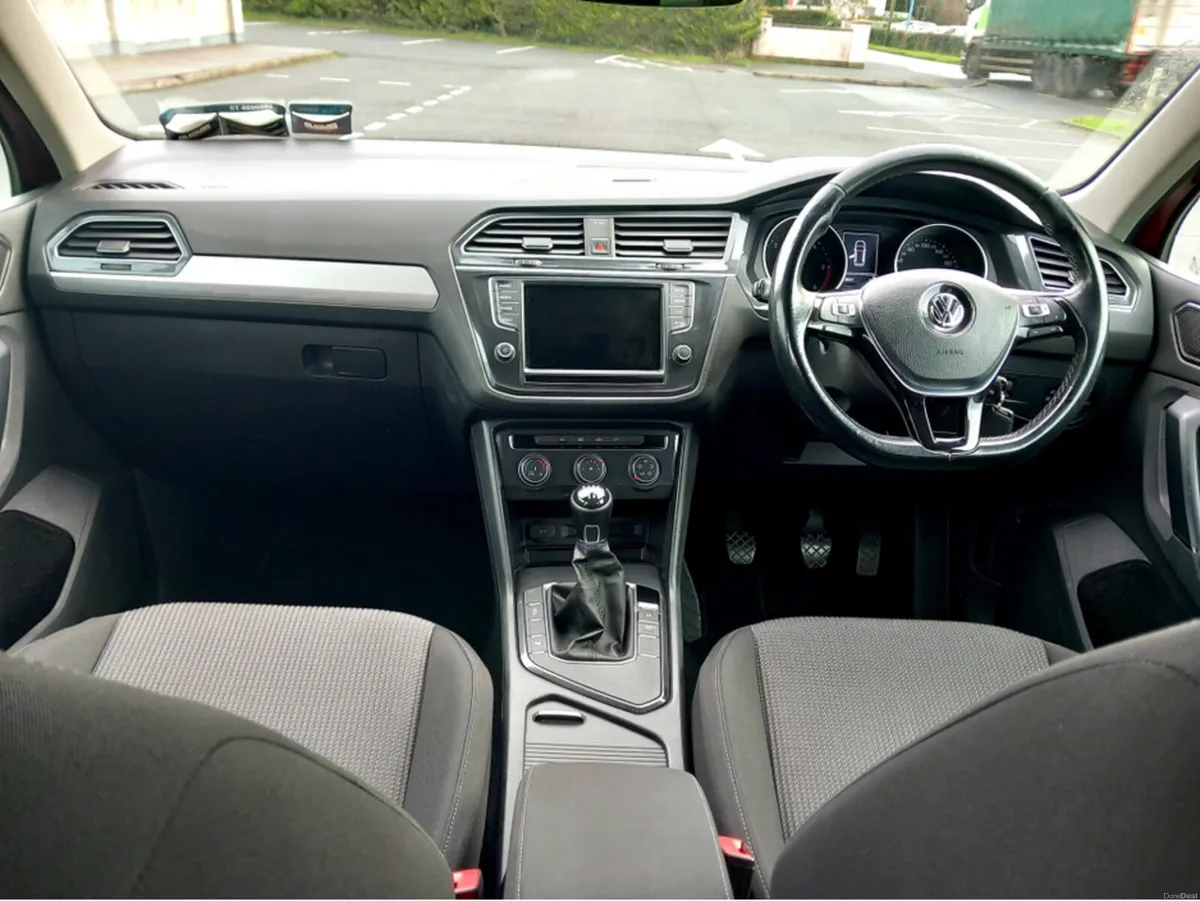 Volkswagen Tiguan TRENDLINE 2.0 TDI 115HP MANUAL 6 - Image 6