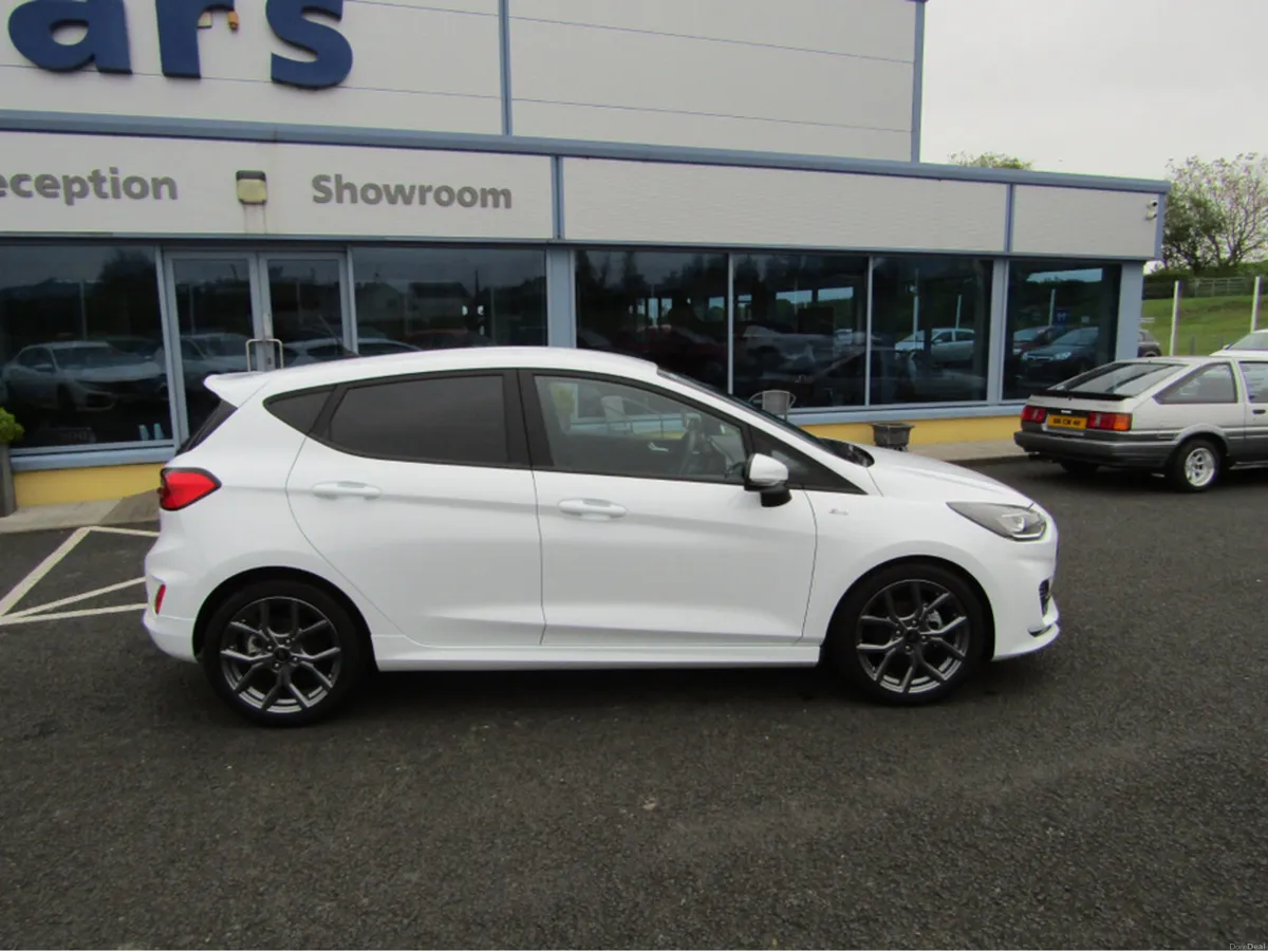 Ford Fiesta 1.0 ST-LINE AUTOMATIC - Image 4