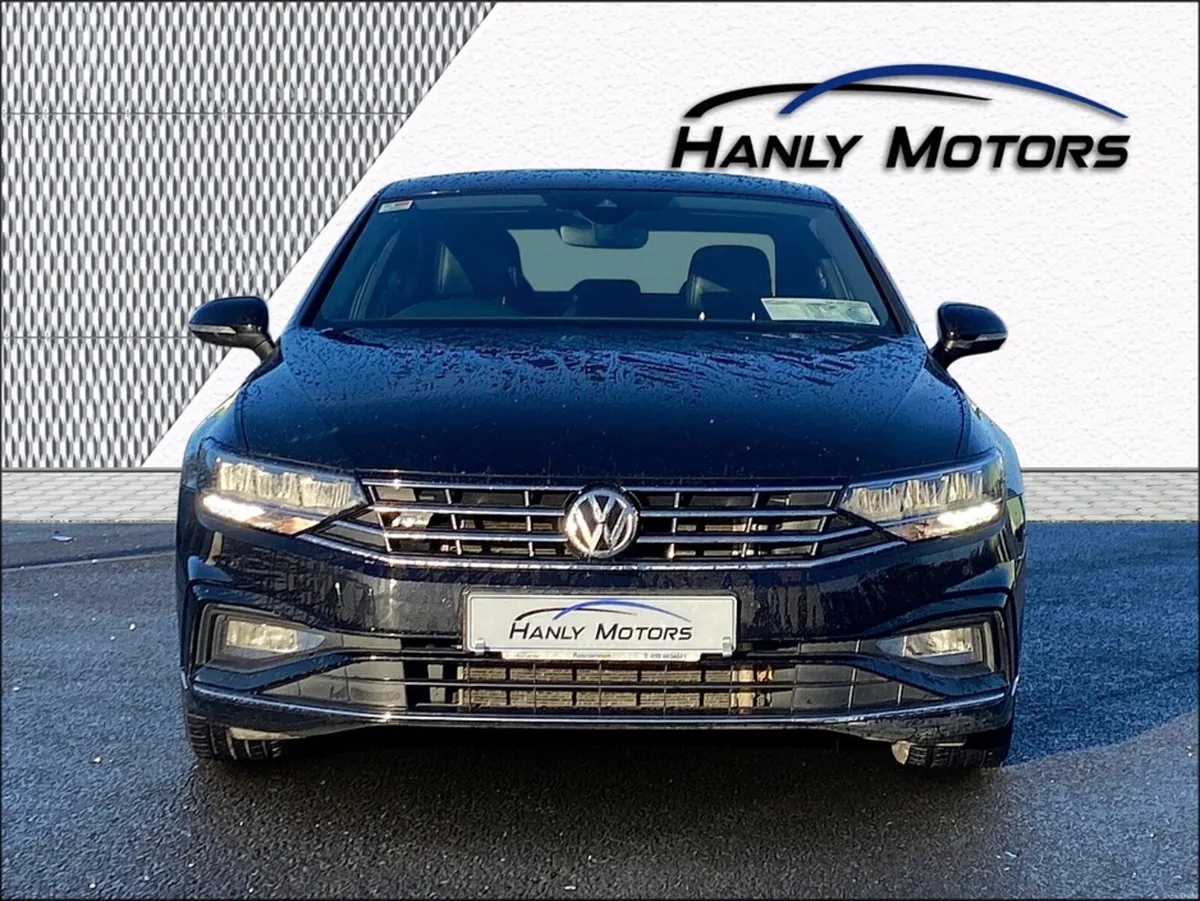 Volkswagen Passat 2.0 TDI R-LINE AUTO 190PS 4DR - Image 2