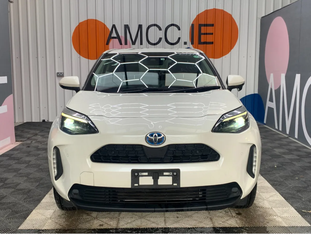 Toyota Yaris Cross ONLY €25950 YARIS CROSS 1.5 HYB - Image 2