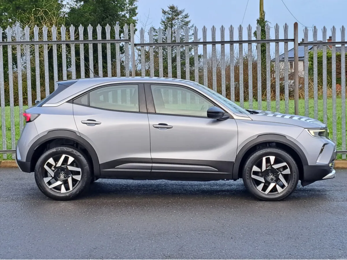 Opel Mokka ELITE 1.2TURBO 130BHP **BLACK LEATHER** - Image 3