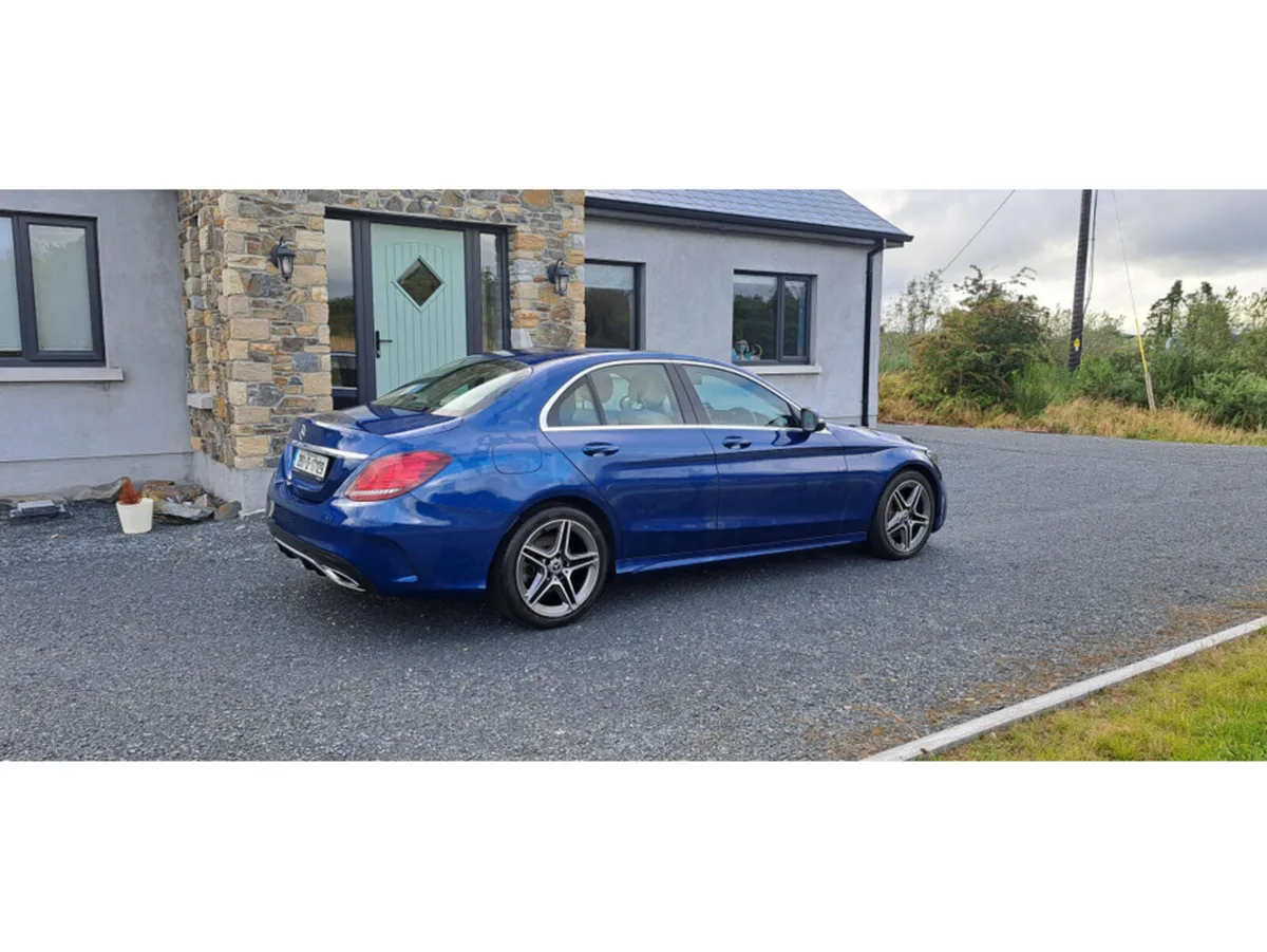 Mercedes-Benz C-Class 180 D 4DR - Image 2