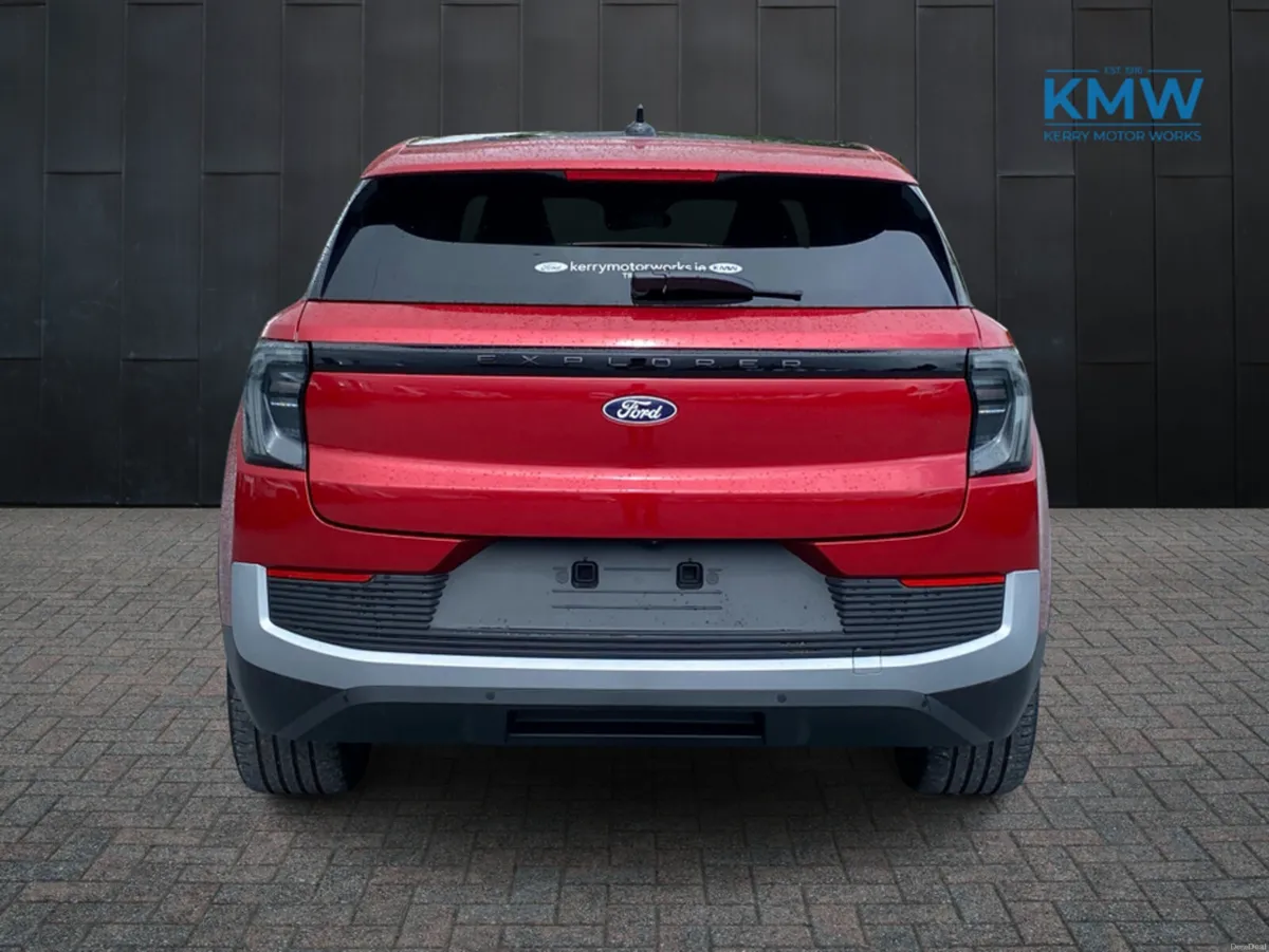 Ford Explorer Extended Range - Image 5