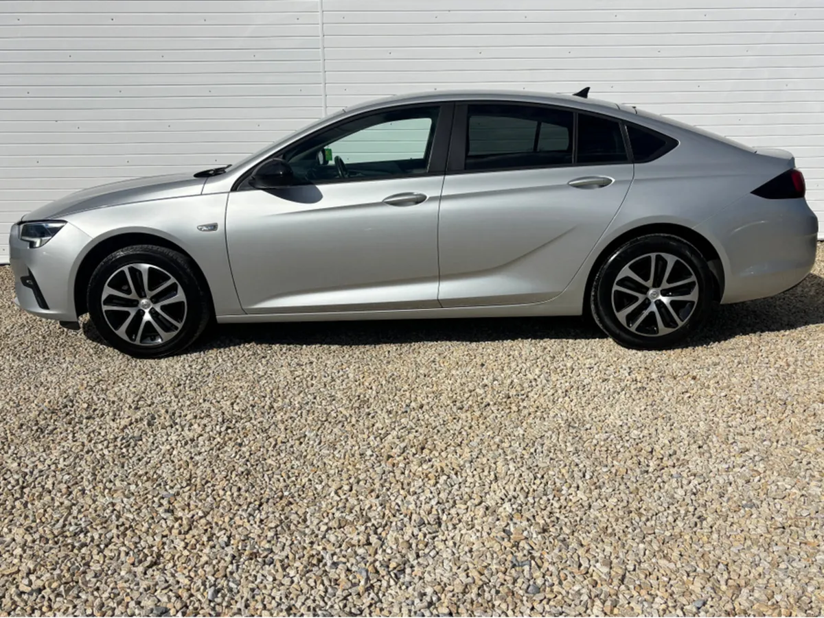 Opel Insignia GRAND SC-1.5 122P  SC-1.5 DIESEL - Image 3