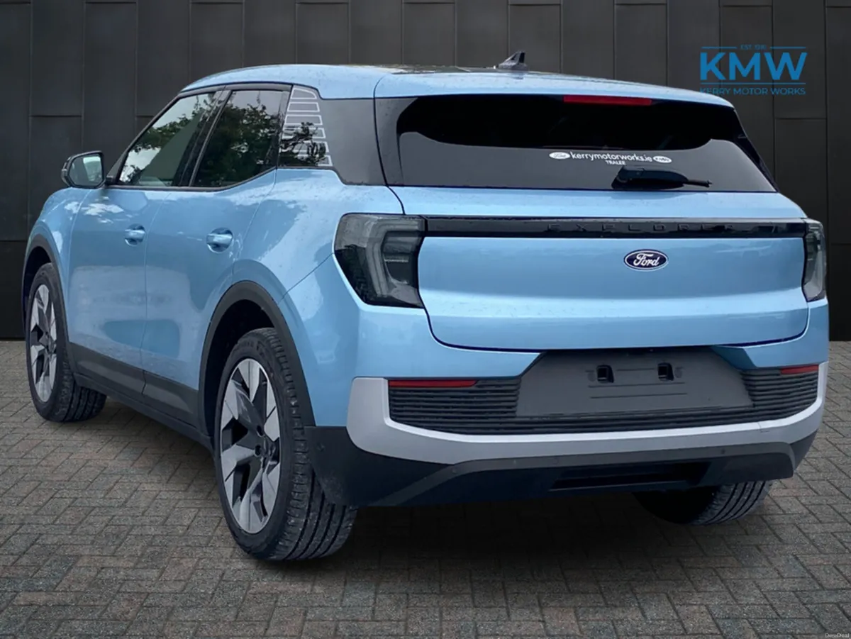 Ford Explorer Extended Range - Image 4