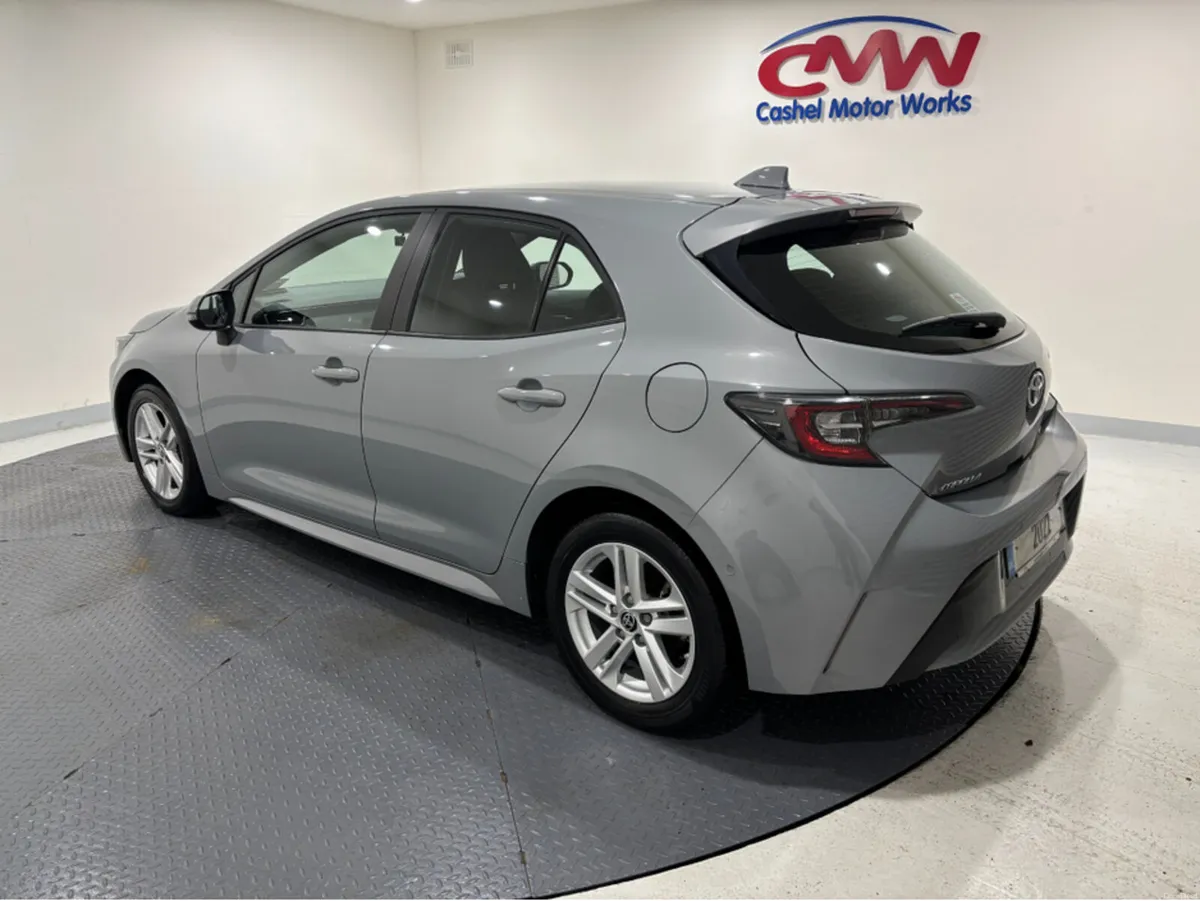 Toyota Corolla ICON TECH 5DR HYBRID AUTO**SAME DAY - Image 5