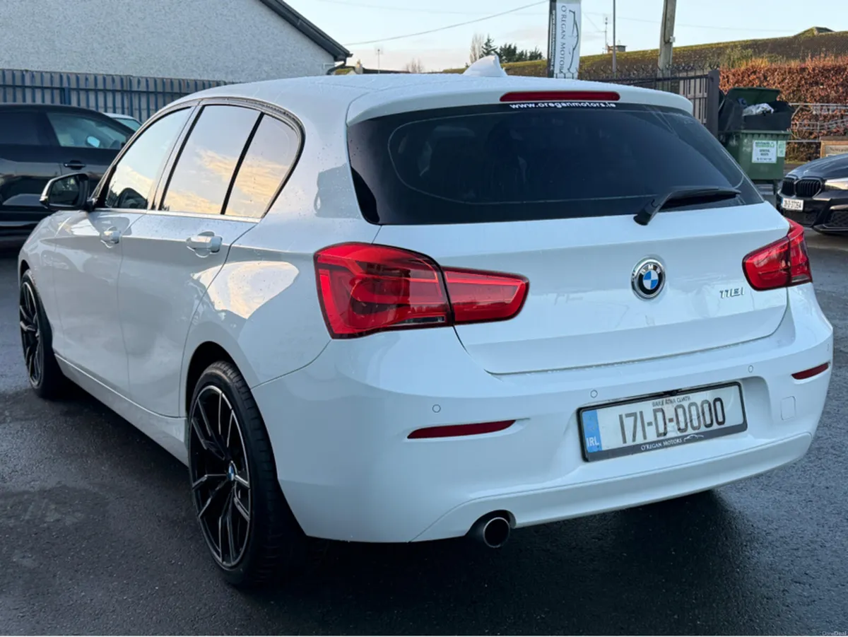 BMW 1-Series 118i 1/400 CELEBRATION EDITION AUTO - Image 6