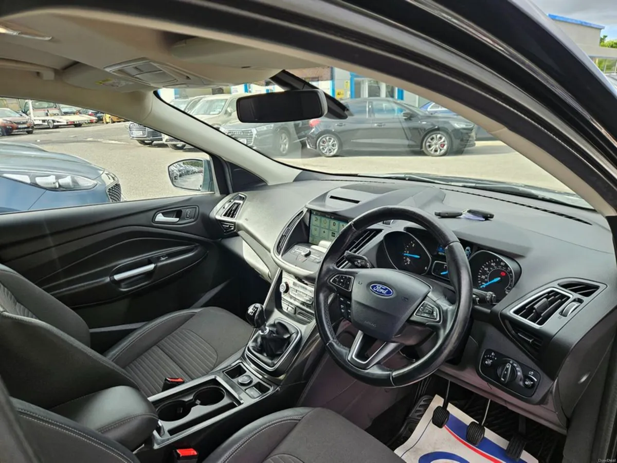 Ford Kuga 1.5 TDCI Titanium 120PS 2WD 5DR - Image 4