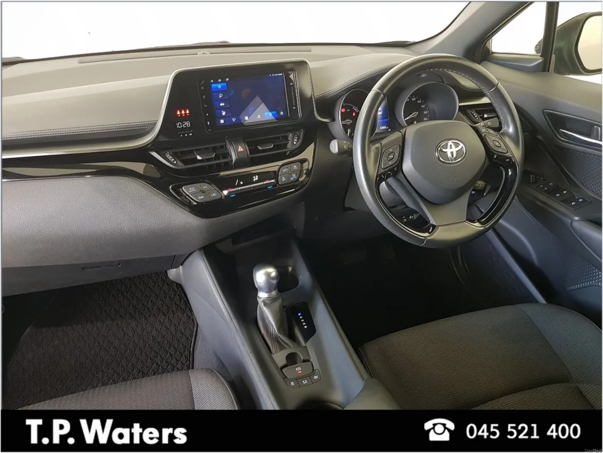 Toyota C-HR HYBRID - AUTOMATIC - REVERSING CAMERA - Image 3