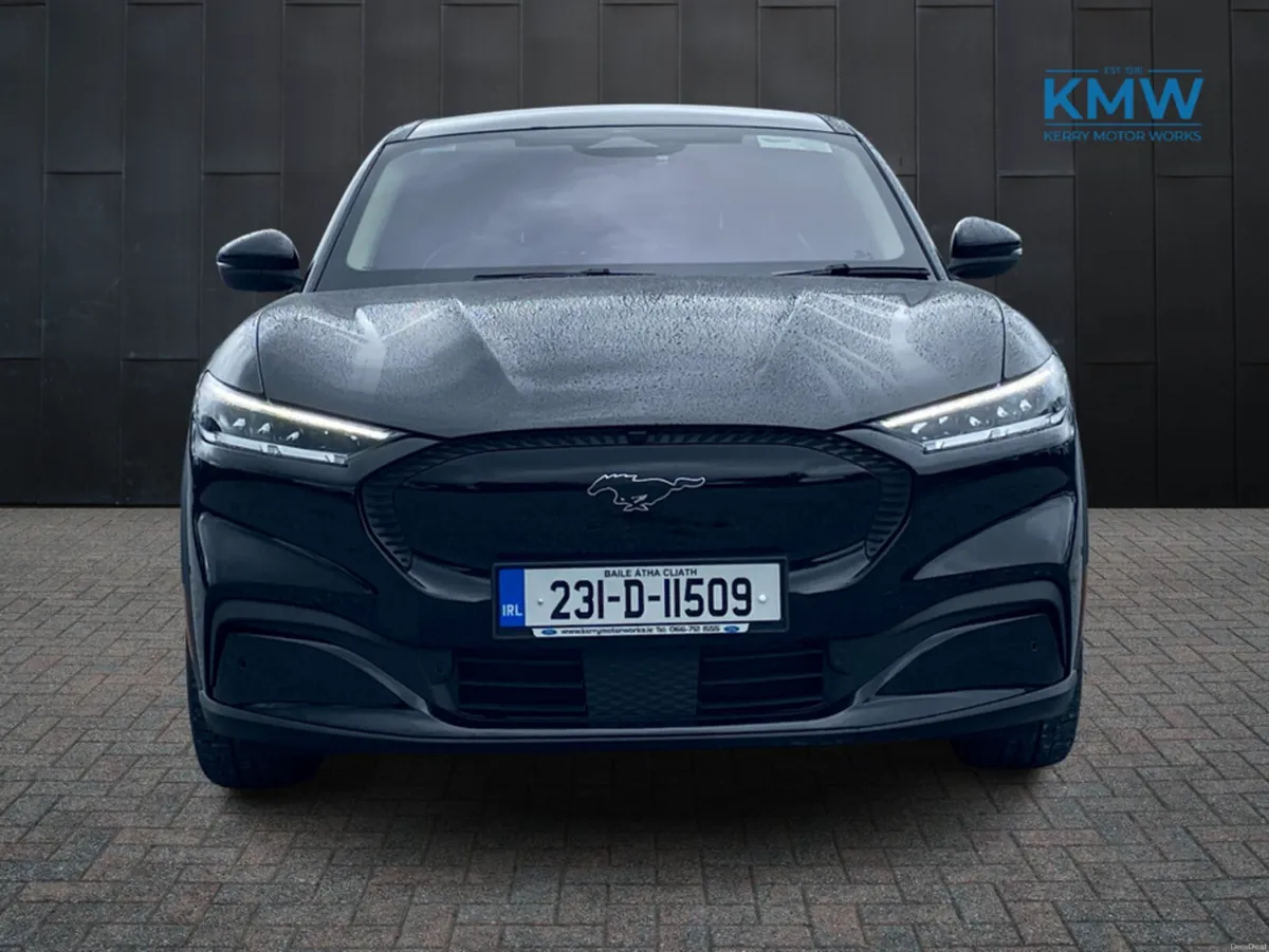 Ford Mustang Mach-E RWD Extended Range - Image 3