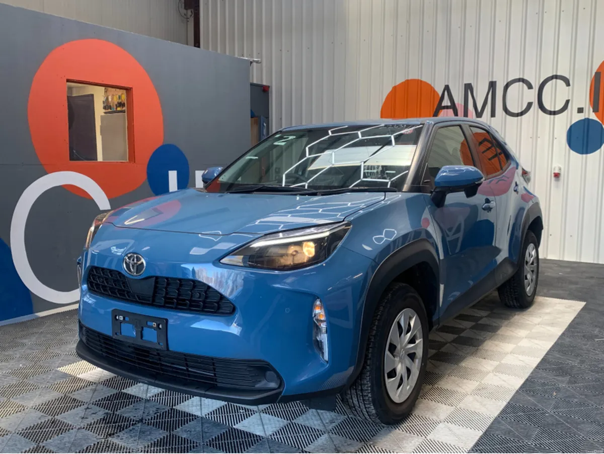 Toyota Yaris Cross €23950 2021 YARIS CROSS 1.5 Pet - Image 3