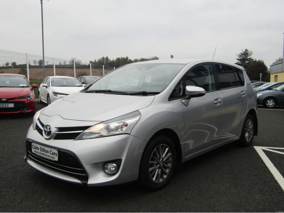 Toyota Verso 1.6 D-4D ICON TSS 5DR - Image 5