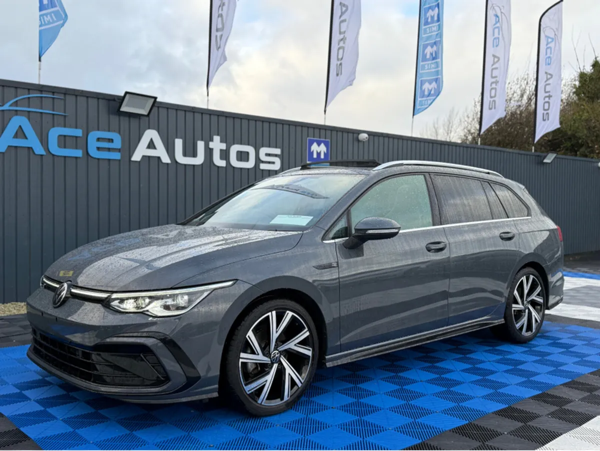 Volkswagen Golf ** DEPOSIT TAKEN ** R-LINE - 1.5 P - Image 3