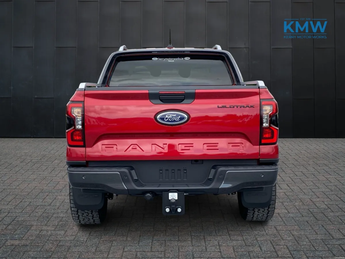 Ford Ranger 2.3 PHEV  Wildtrak..Black Edition - Image 5