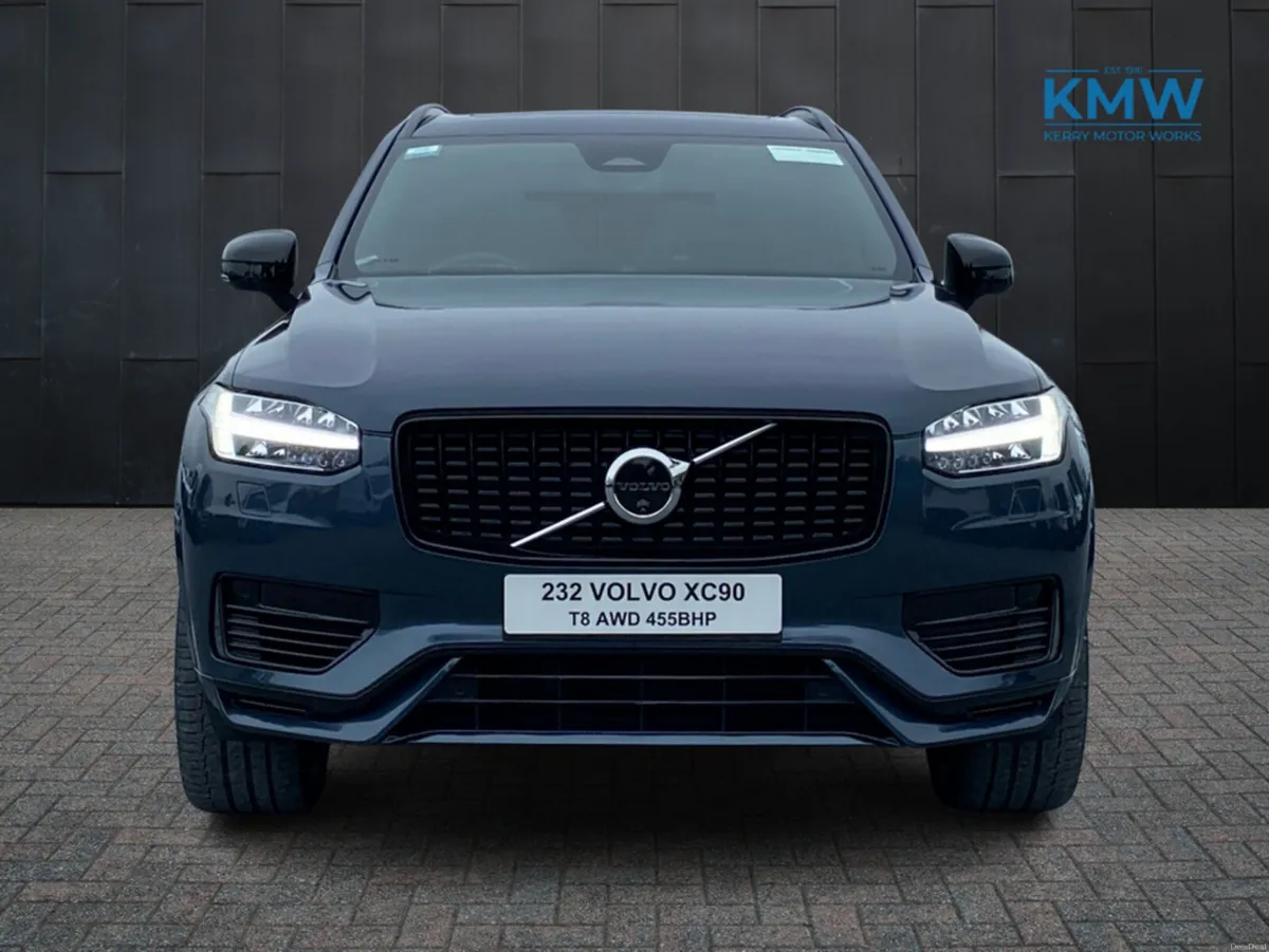 Volvo XC90 Ultimate Dark AWD T8 455 BHP..Air Suspe - Image 3