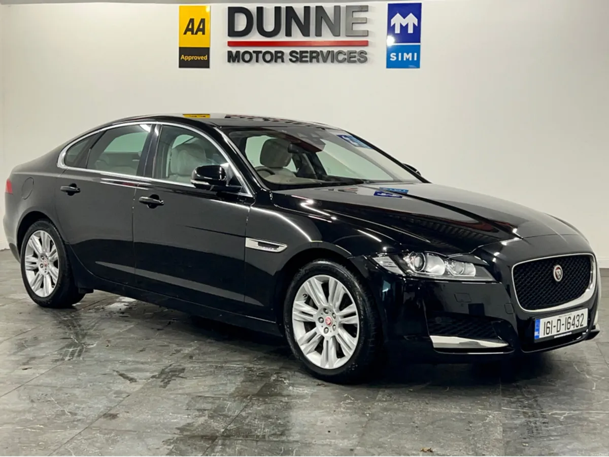 Jaguar XF PORTFOLIO**3.0D RWD**300BHP**PAN ROOF**U - Image 2