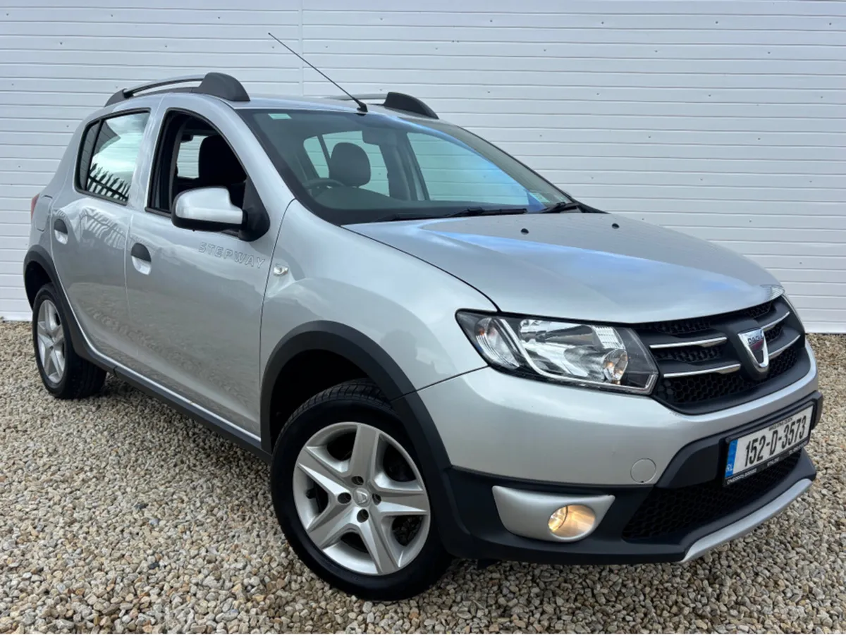 Dacia Sandero STEPWAY SIGNATURE 1.5 DCI 90 4 - Image 1