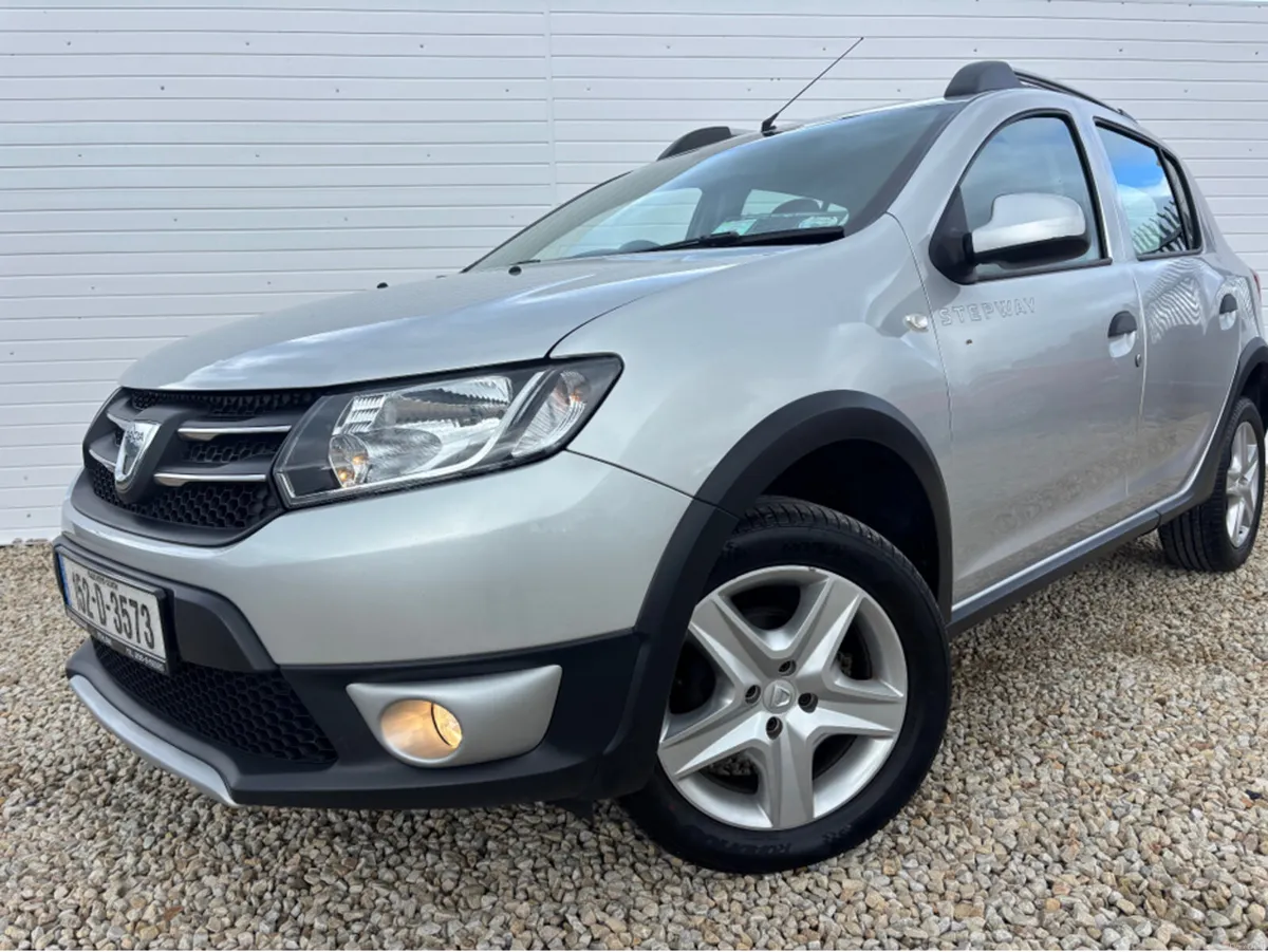 Dacia Sandero STEPWAY SIGNATURE 1.5 DCI 90 4 - Image 6