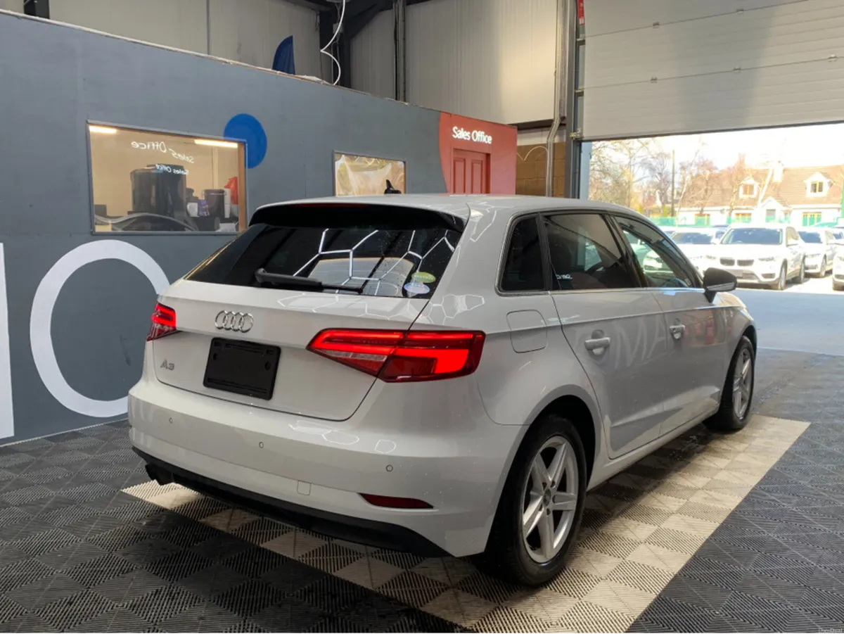 Audi A3 AUDI A3 AUTOMATIC 30 TFSI AUTOMATIC / 24k - Image 6