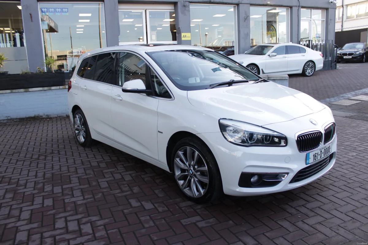 2016 BMW 218D 7 SEATER - Image 1