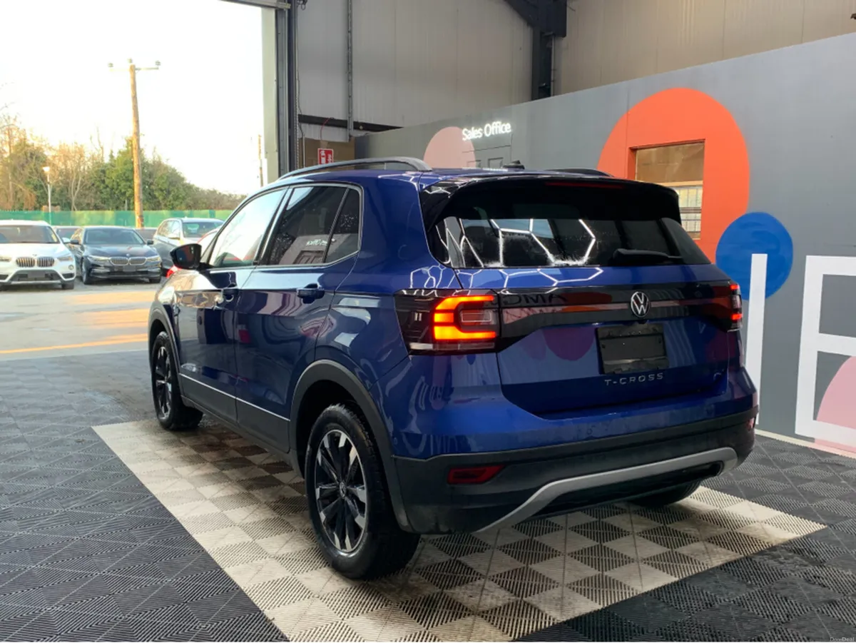 Volkswagen T-Cross TSI ACTIVE AUTOMATIC / 32k KMs - Image 4