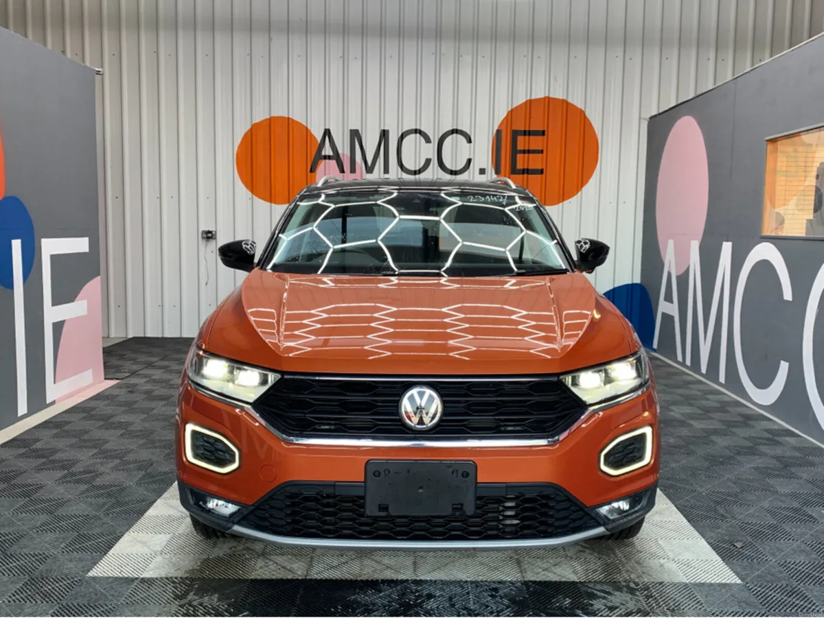 Volkswagen T-Roc 2.0 DIESEL T-ROC / 59k KMs / Auto - Image 2