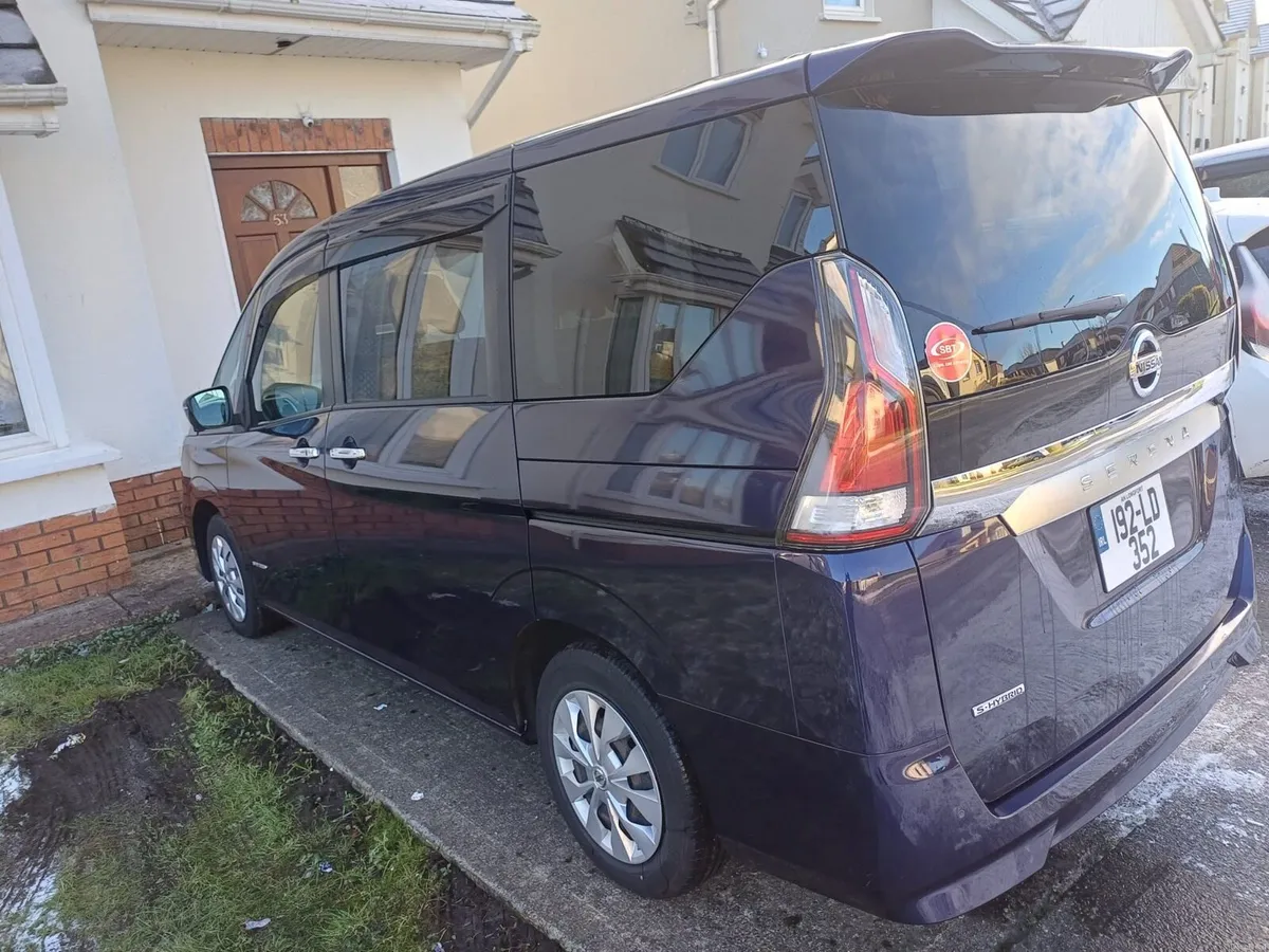 Nissan Serena 8 Seater Hybrid Automatic - Image 3
