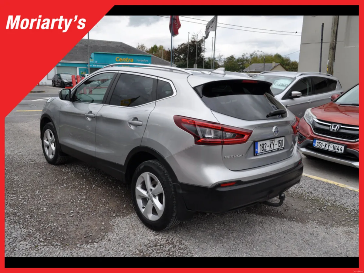 Nissan Qashqai 1.5 SV 18 4DR - Image 4