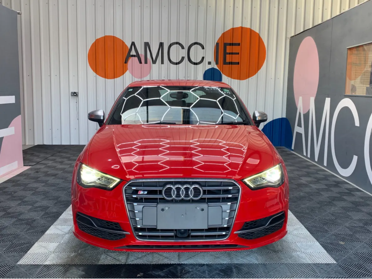 Audi S3 SPORTBACK S3 AUTOMATIC / 39k KMs / Heated - Image 2