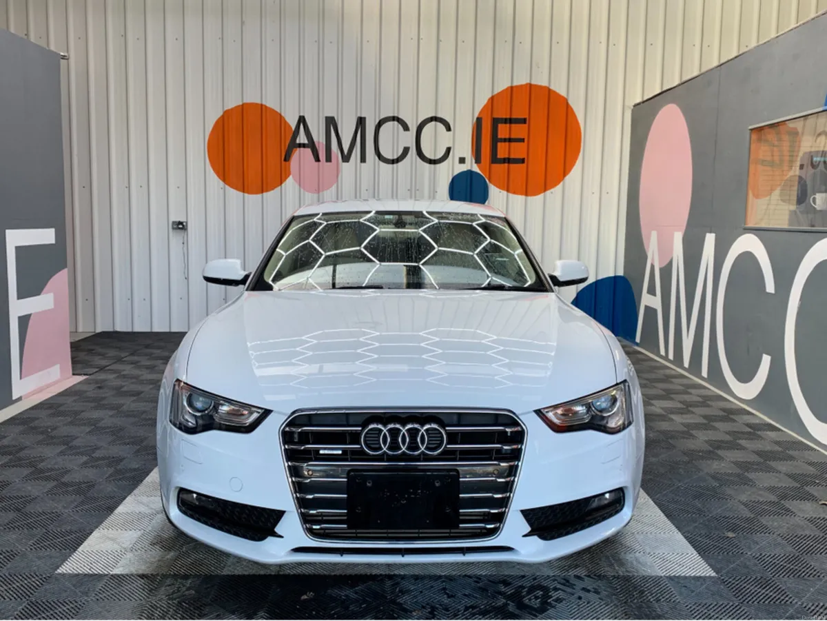 Audi A5 2.0 TFSI QUATTRO / 34k KMs / Heated Seats, - Image 2