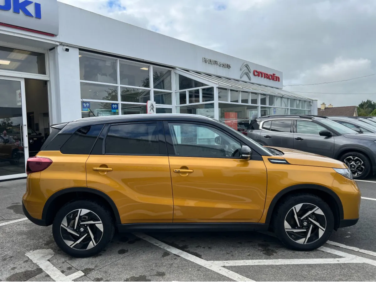 Suzuki Vitara 1.5 Hybrid ULTRA ALLGRIP Automatic - Image 2