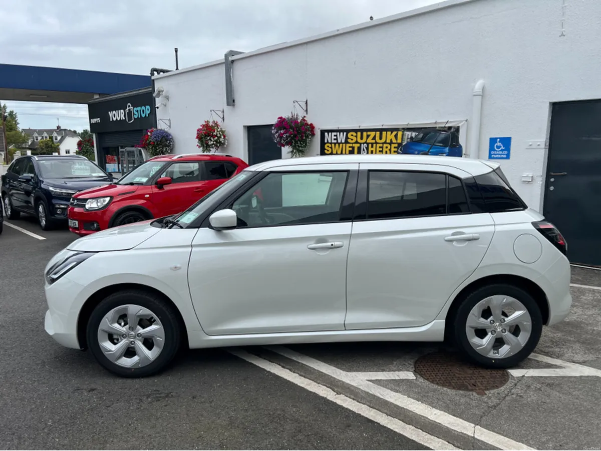 Suzuki Swift motion manual  10 yr warranty availab - Image 6