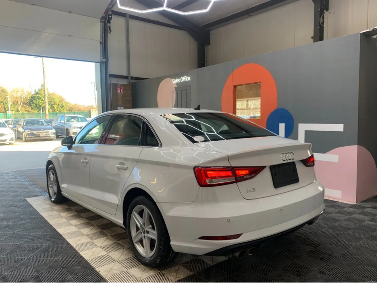 Audi A3 30 TFSI AUTOMATIC / Only 6k KMs! / Adaptiv - Image 4