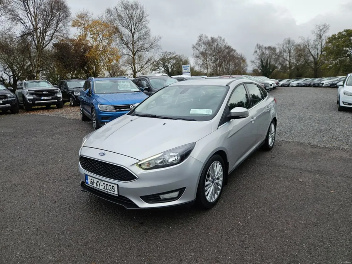 Ford Focus Zetec 4DR 1.5TD 95PS 6SPD - Image 3