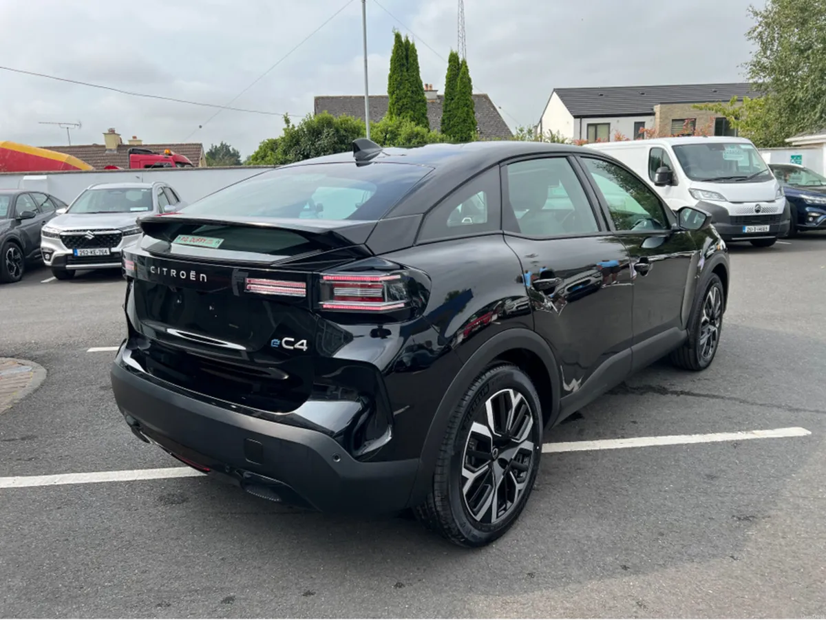 Citroen e-C4 Plus 420 54KWH - Image 3