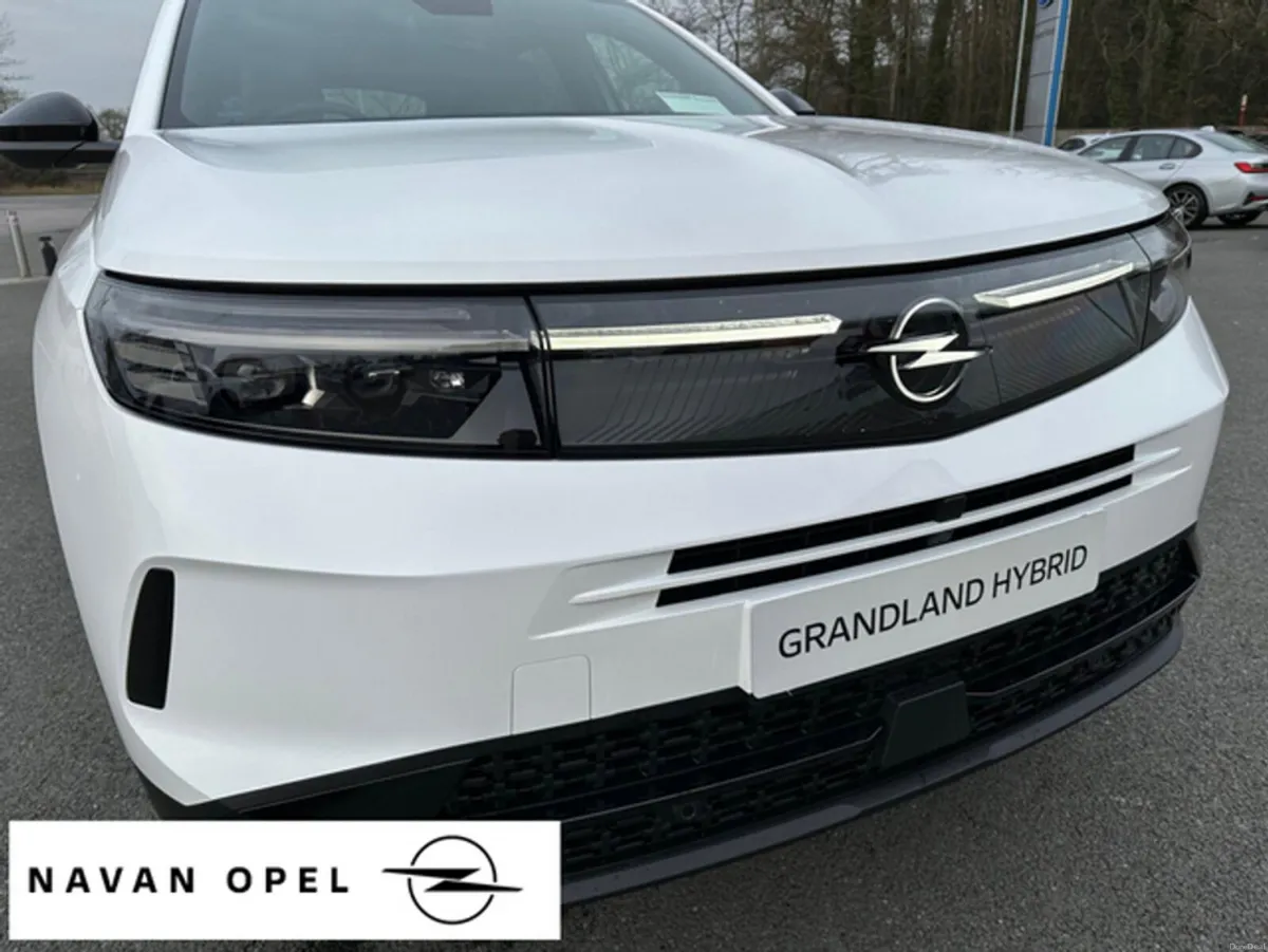 Opel Grandland GS-Line 1.2 Hybrid 136PS * 5 Year U - Image 2