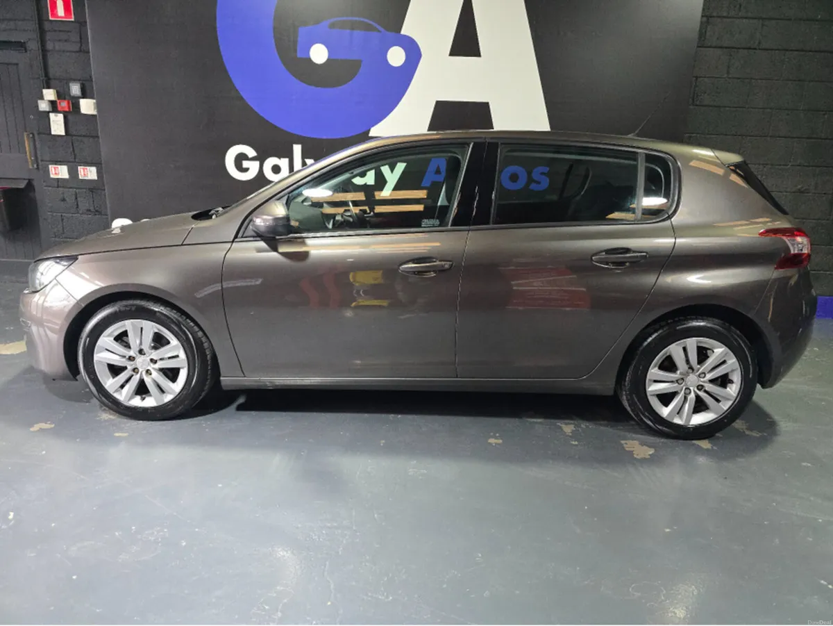 Peugeot 308 1.6 HDI-LOW MILLAGE-FULLY SERVICED WIT - Image 6