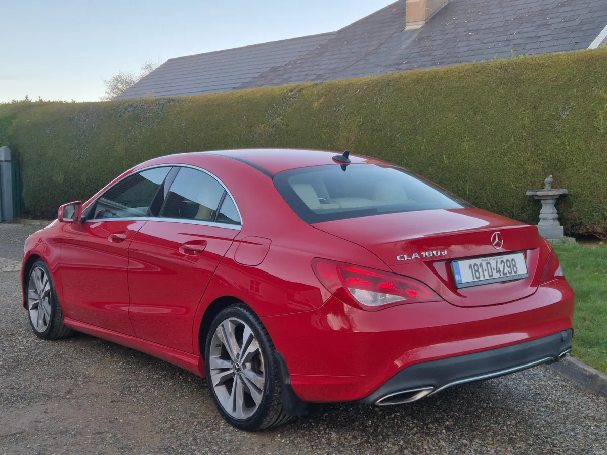 2018'MERCEDES CLA 180  CDI ONLY 67 K KMS - Image 4
